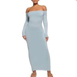 Elegant Off-Shoulder Blue Dress